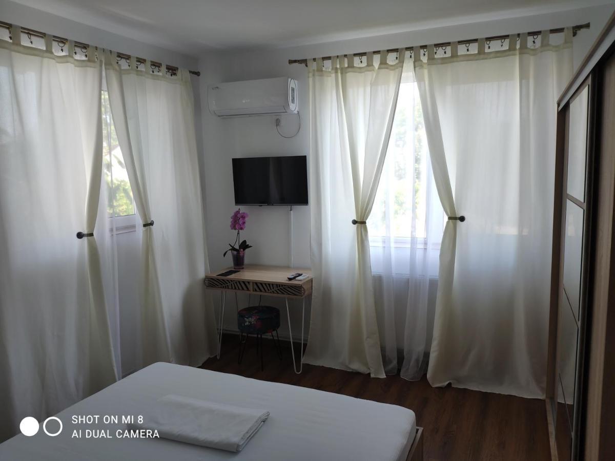 Casa Salomiea Apartment เอโฟริเอนอร์ด ภายนอก รูปภาพ